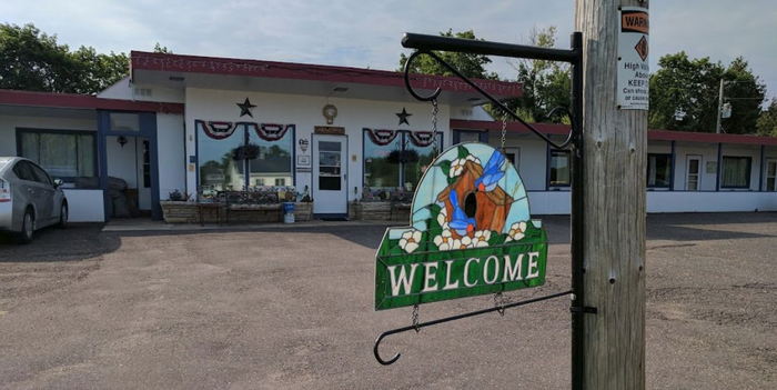 White House Lodging (White House Motel) - Web Listing (newer photo)